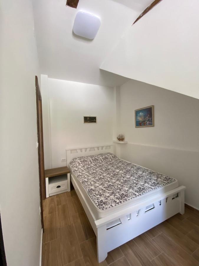 Sunny Bay Apartments Kotor Eksteriør bilde