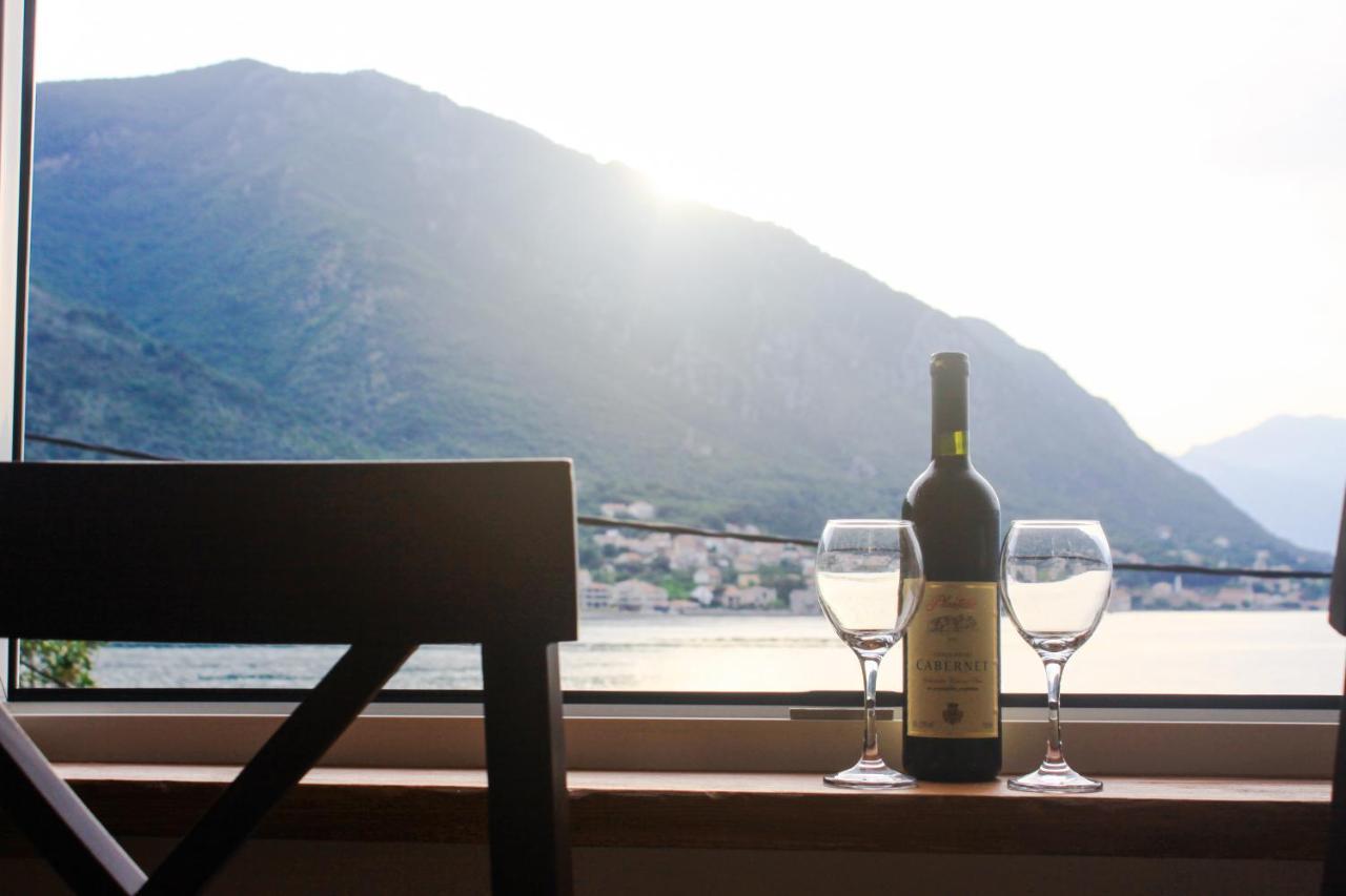 Sunny Bay Apartments Kotor Eksteriør bilde