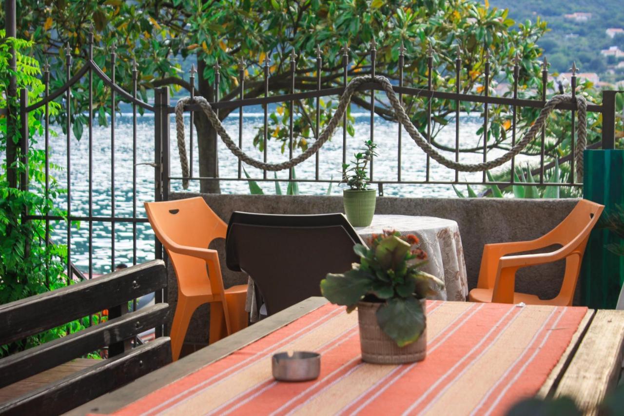 Sunny Bay Apartments Kotor Eksteriør bilde