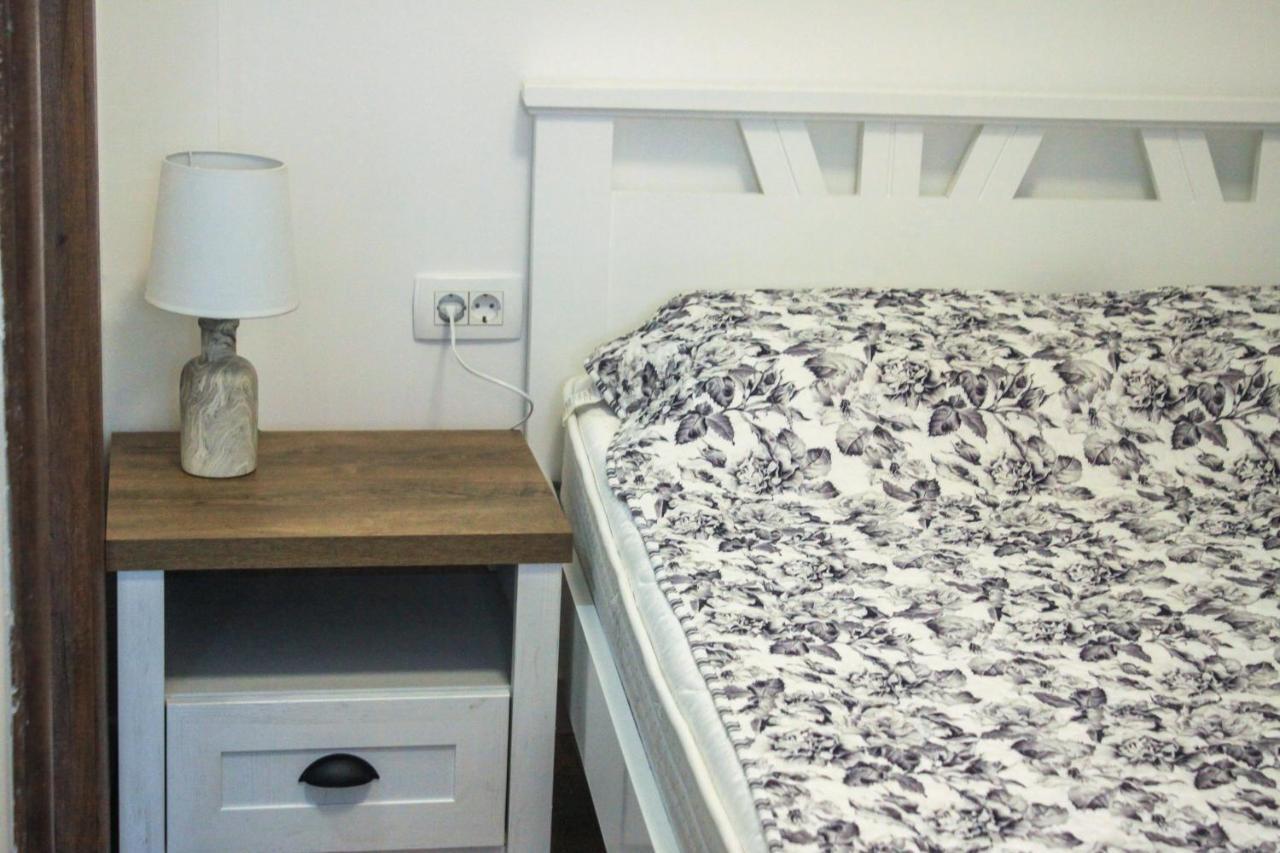 Sunny Bay Apartments Kotor Eksteriør bilde