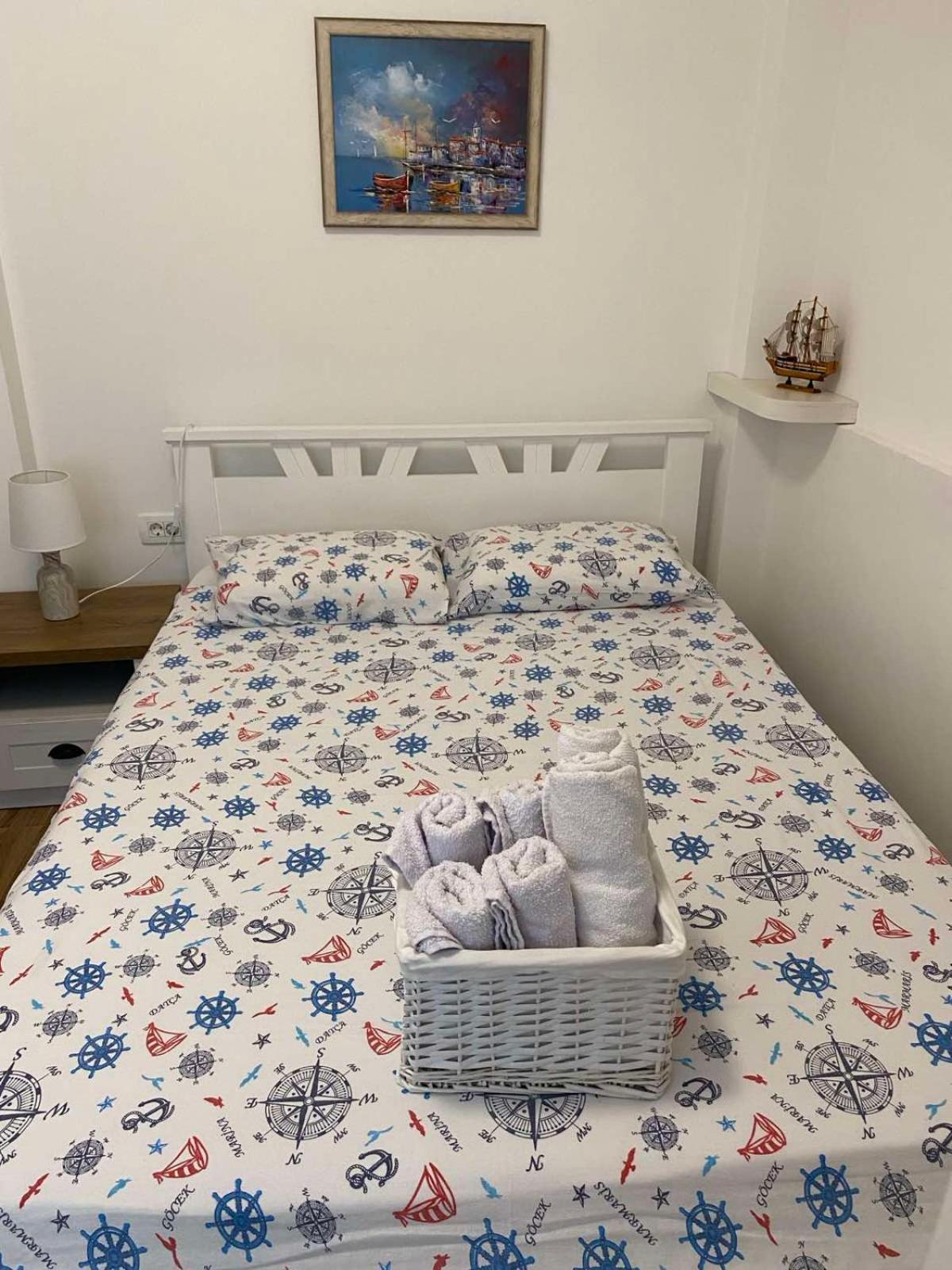 Sunny Bay Apartments Kotor Eksteriør bilde